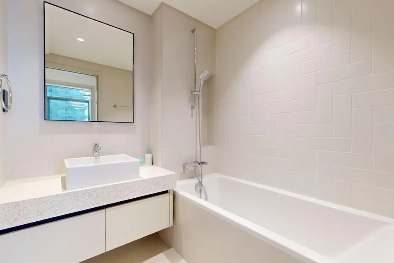 Marina Vista - Calm One Bedroom Dubai 0*,
